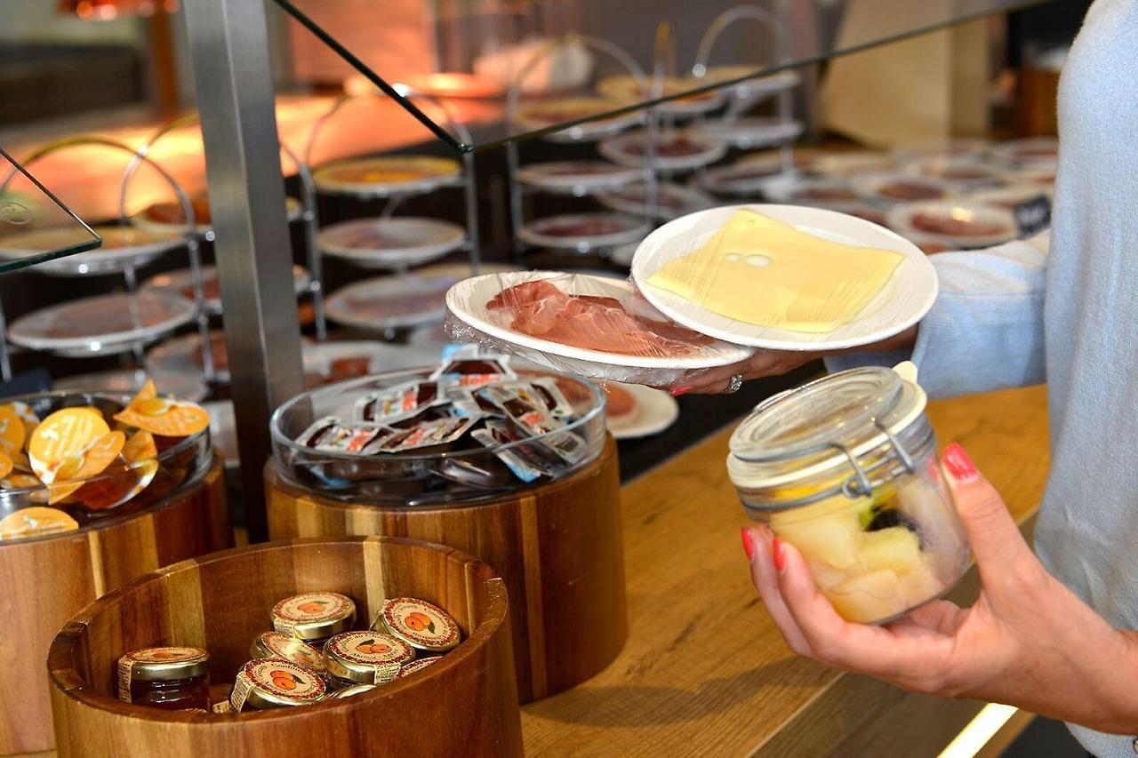 Landhotel Schnuck Schneverdingen Bagian luar foto